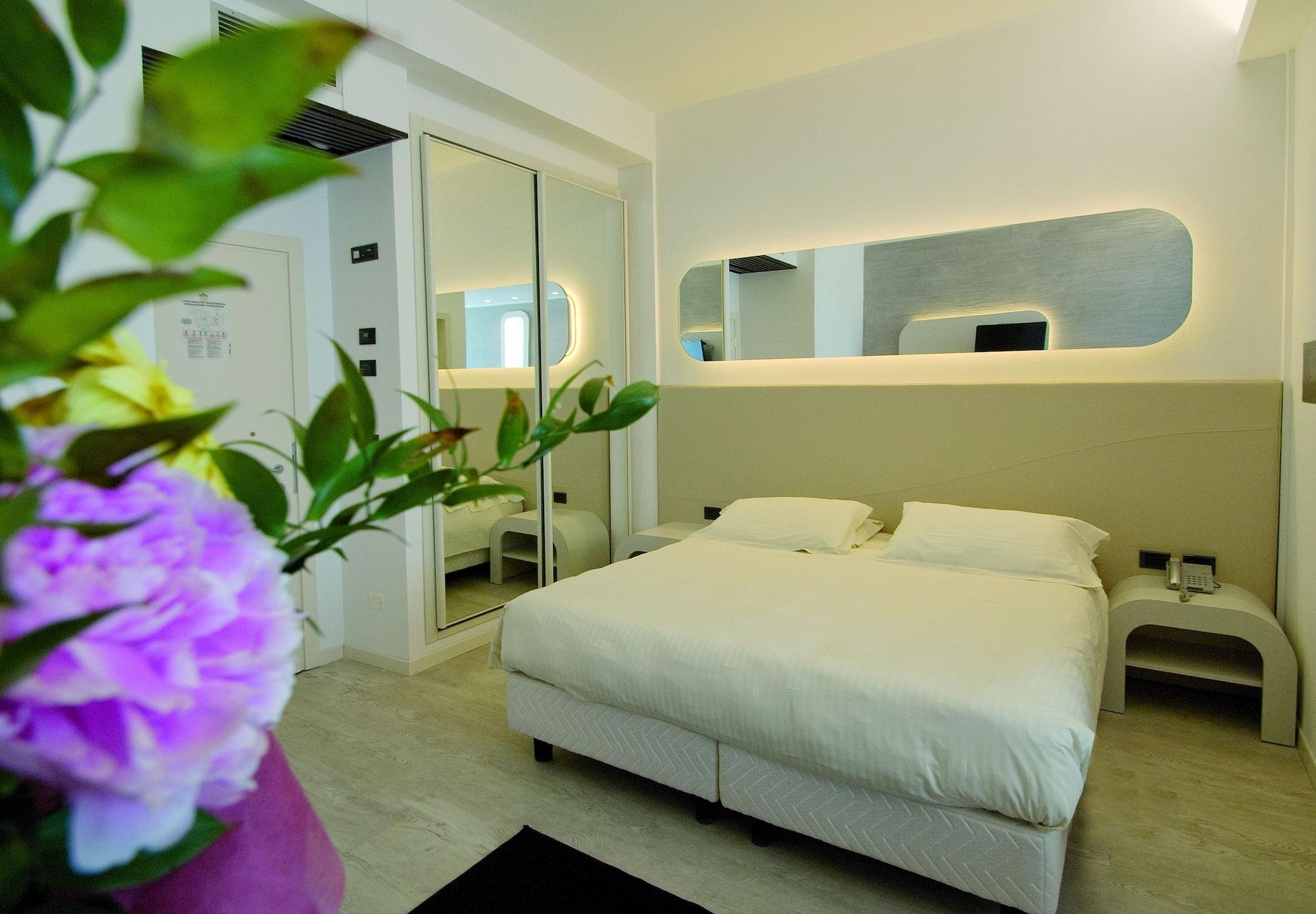 Hotel Le Palme - Premier Resort Milano Marittima Exterior foto
